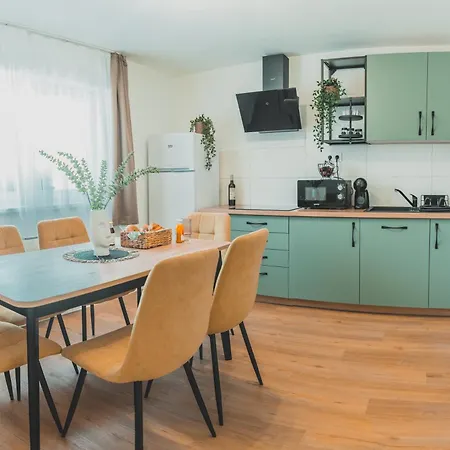 Tatika * Szeged